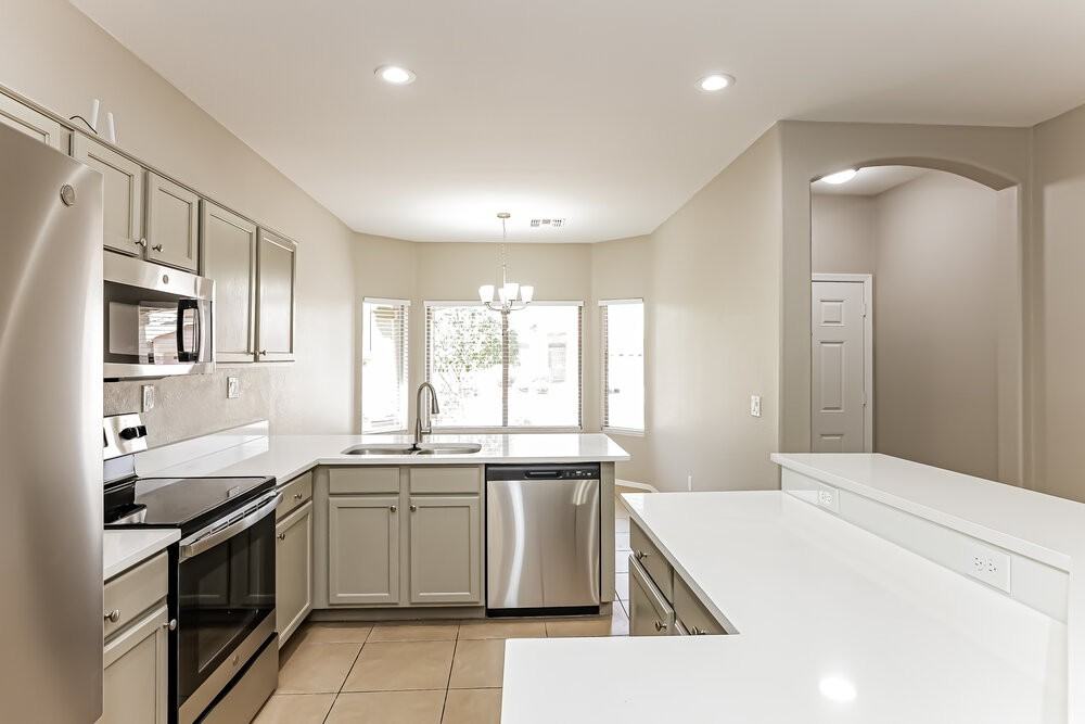 12857 W Apodaca Dr - Photo 7 of 16
