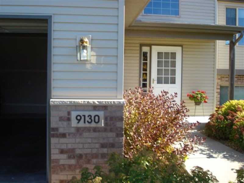 9130 Oak Ridge Dr - Photo 2 of 15