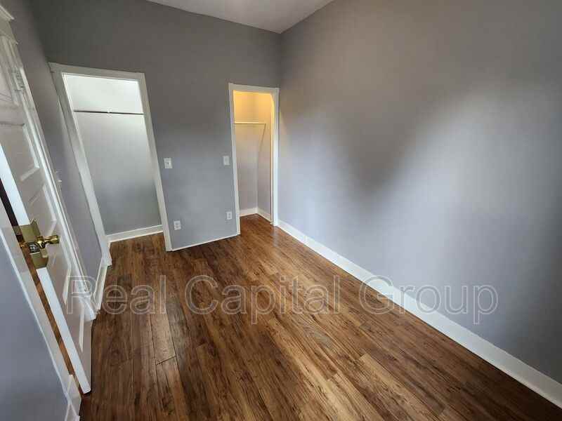 37 Hurlbut St - Photo 4 of 14