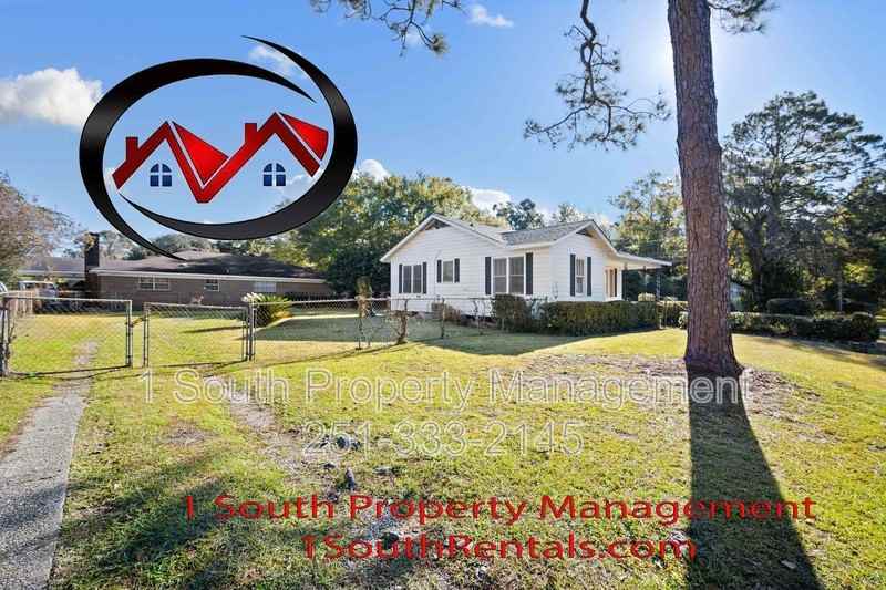 476 Summerville St - Photo 3 of 17