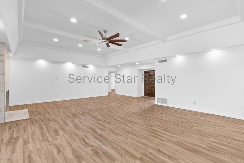 7320 E Rose Ln - Photo 7 of 27