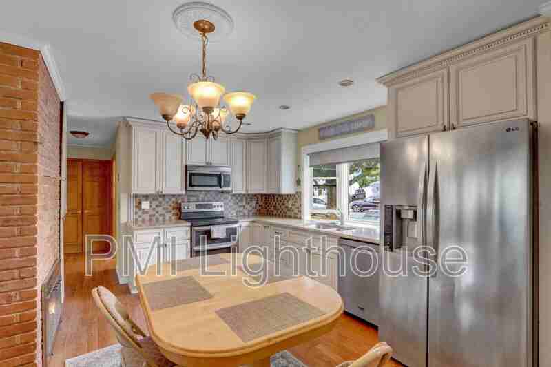 64 Blacksmith Rd - Photo 3 of 21