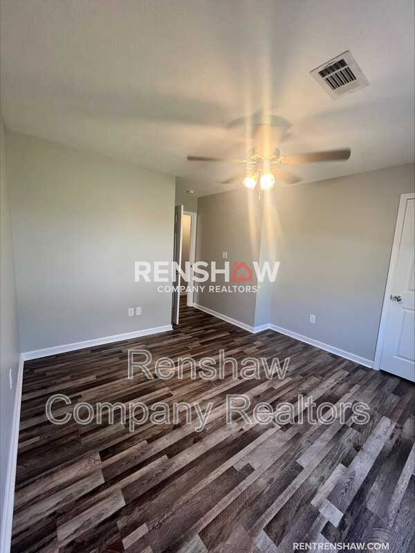 471 Dana Ave - Photo 2 of 11