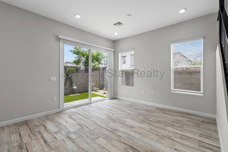 17144 N 50th Pl - Photo 4 of 22