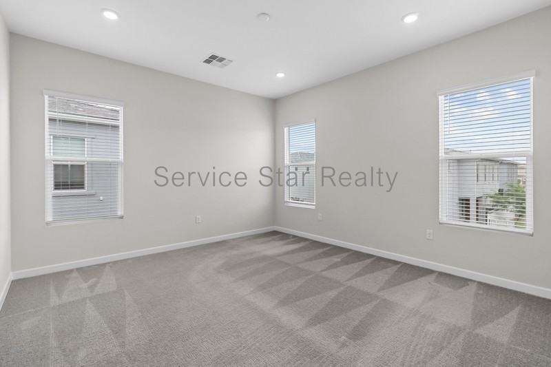 17144 N 50th Pl - Photo 7 of 22