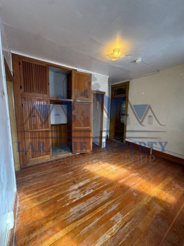 619 S 5th St #1 - Photo 4 of 9