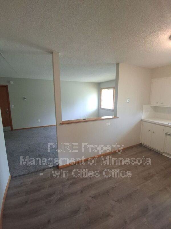 5848 2nd St Ne #5 - Photo 3 of 15
