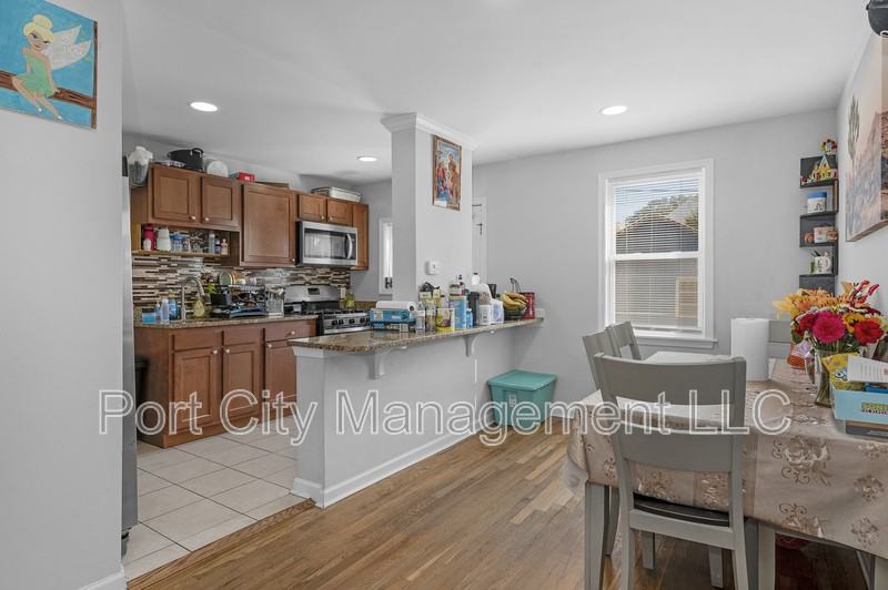 944 Dalton Ave - Photo 7 of 21