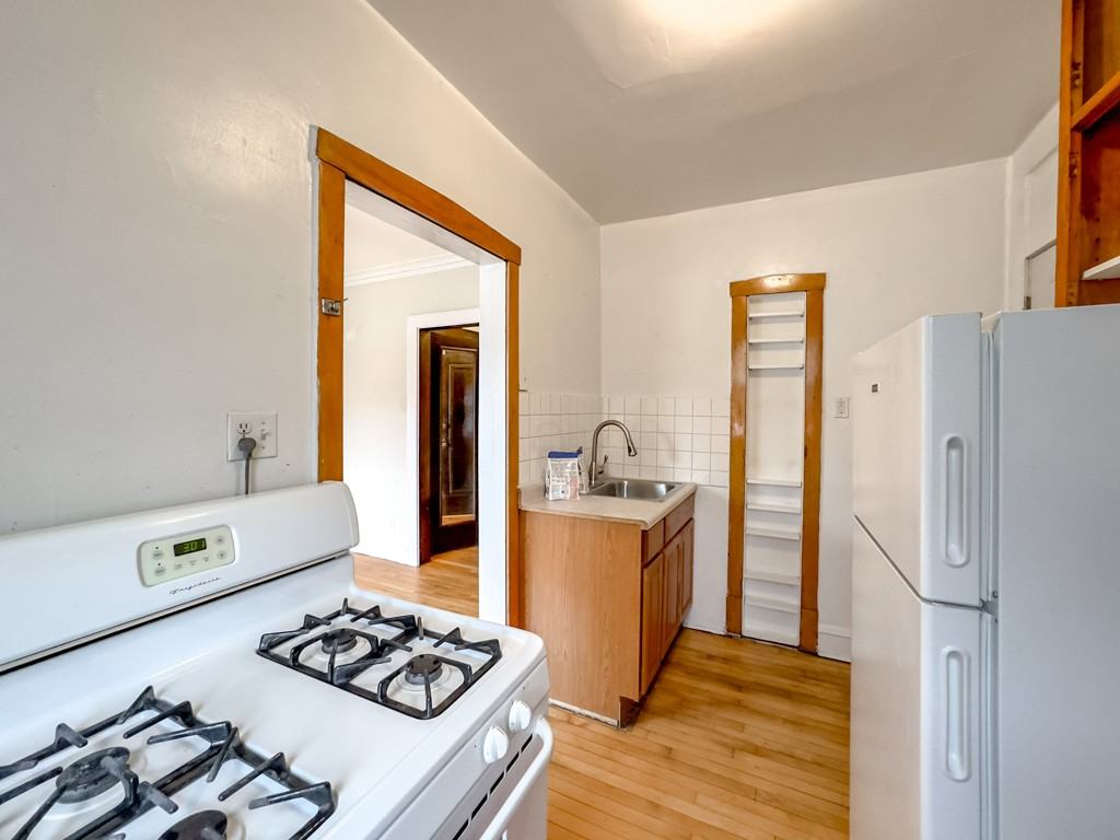 4608 N Kildare Ave #1E - Photo 2 of 21