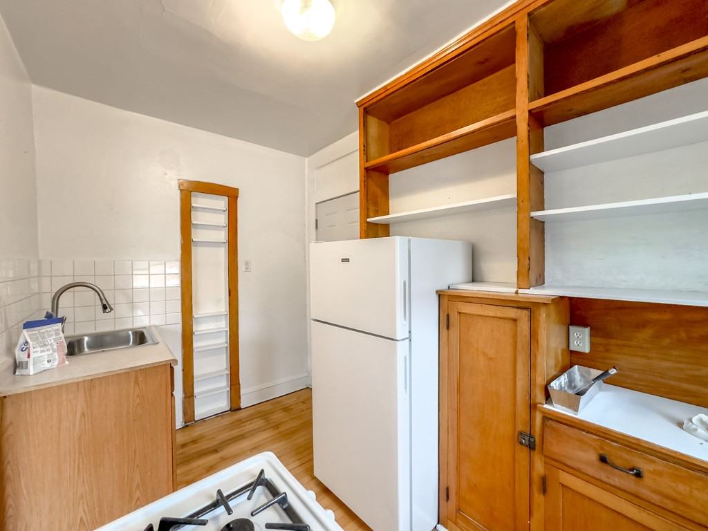 4608 N Kildare Ave #1E - Photo 3 of 21