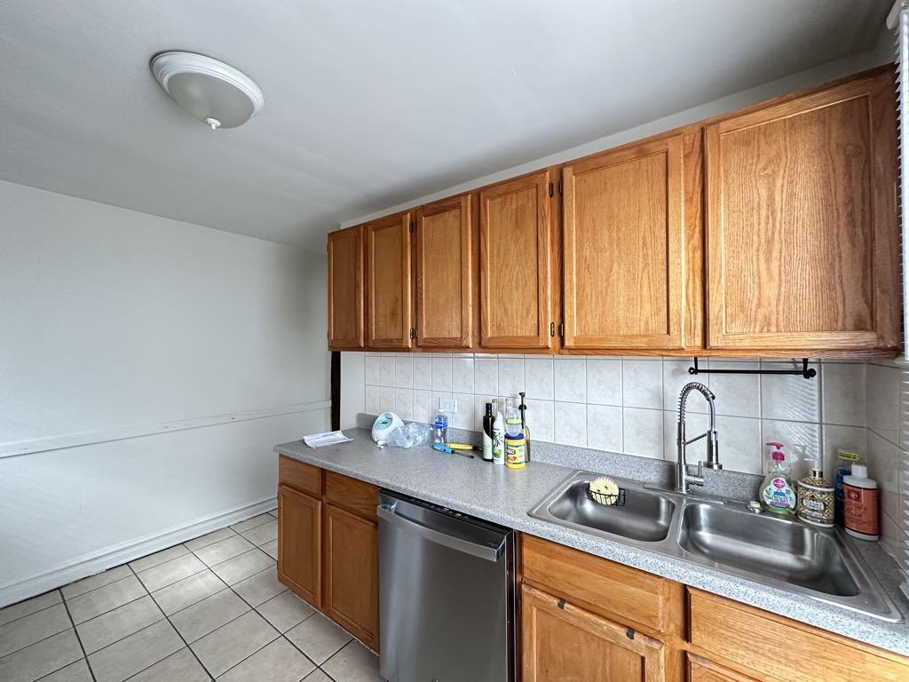 733 Elm St #304 - Photo 5 of 21