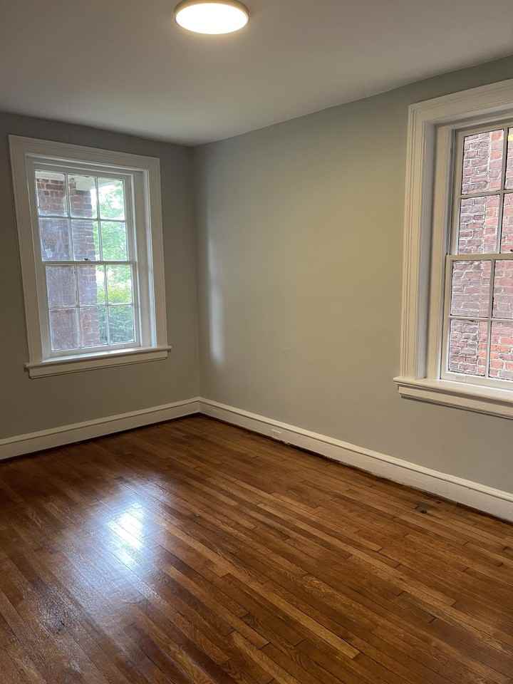 Park Avenue 3406 - Photo 5 of 24