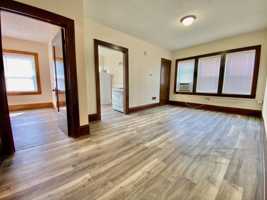 featured image of 319 E Washington St