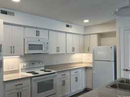 featured image of 6160 Commerce Dr