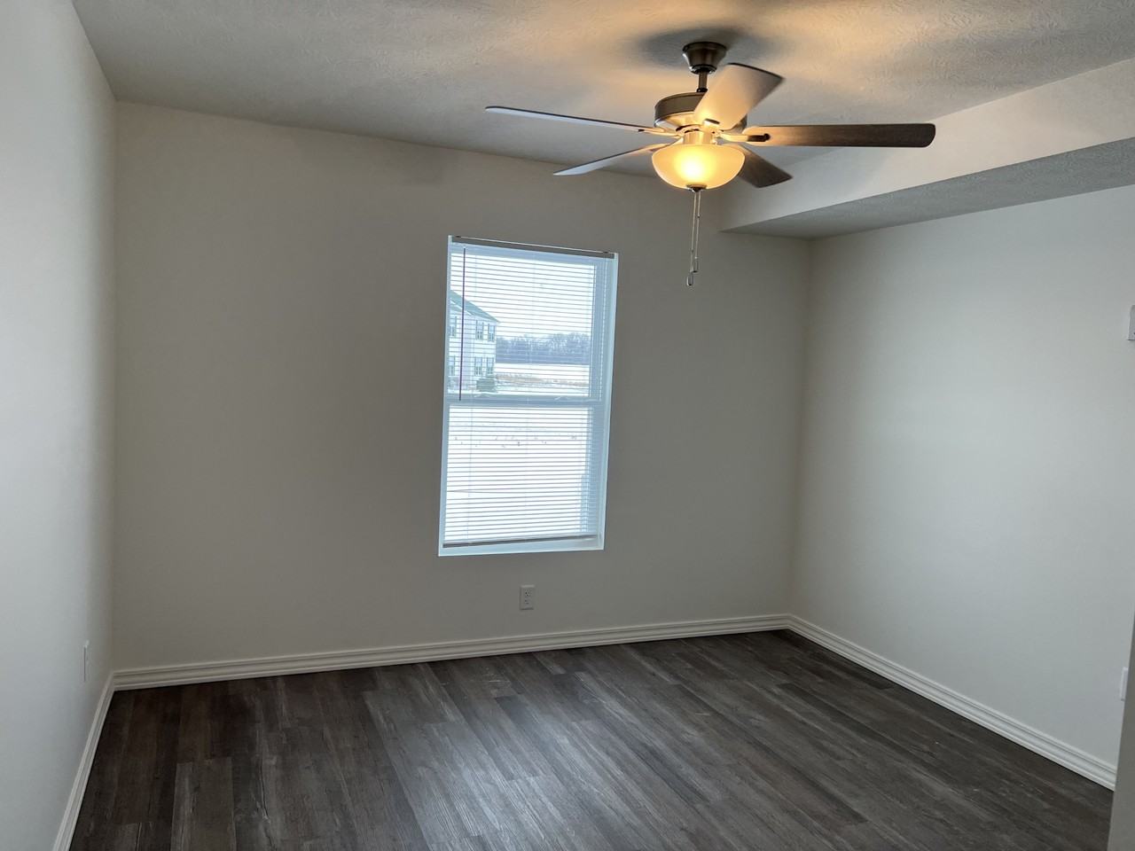 6160 Commerce Drive - Photo 3 of 9