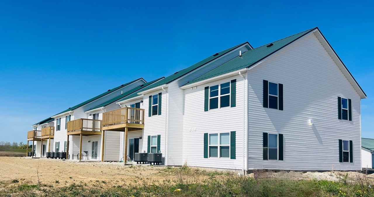 6160 Commerce Drive - Photo 5 of 9