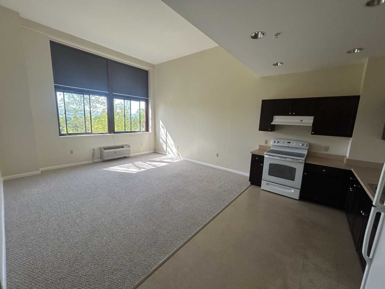 1318 19th Avenue - Photo 3 of 20