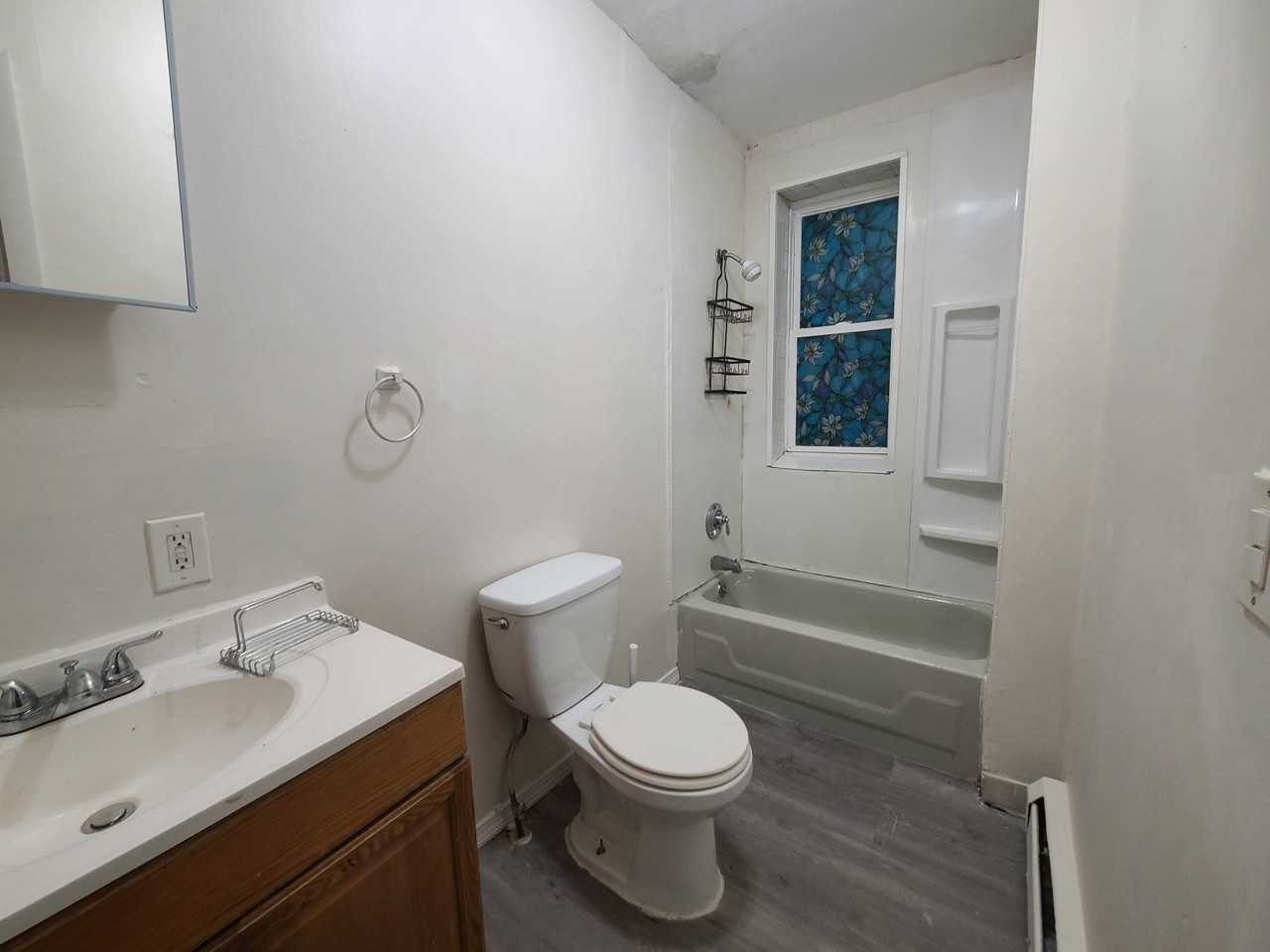 90 Chadwick Avenue - Photo 2 of 17