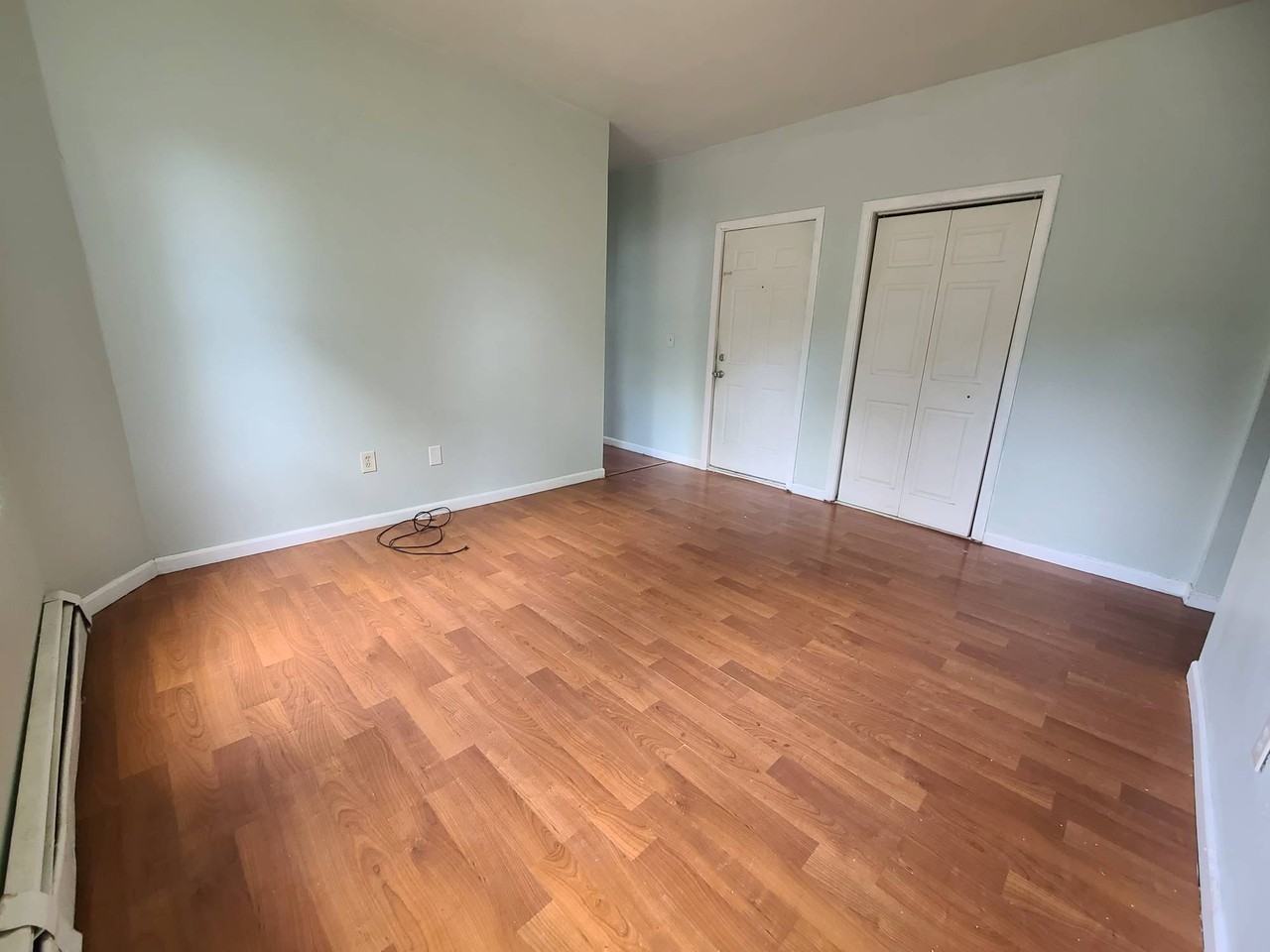 90 Chadwick Avenue - Photo 5 of 17