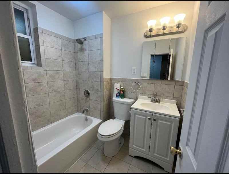 2353 Wallace Ave #2 - Photo 3 of 3