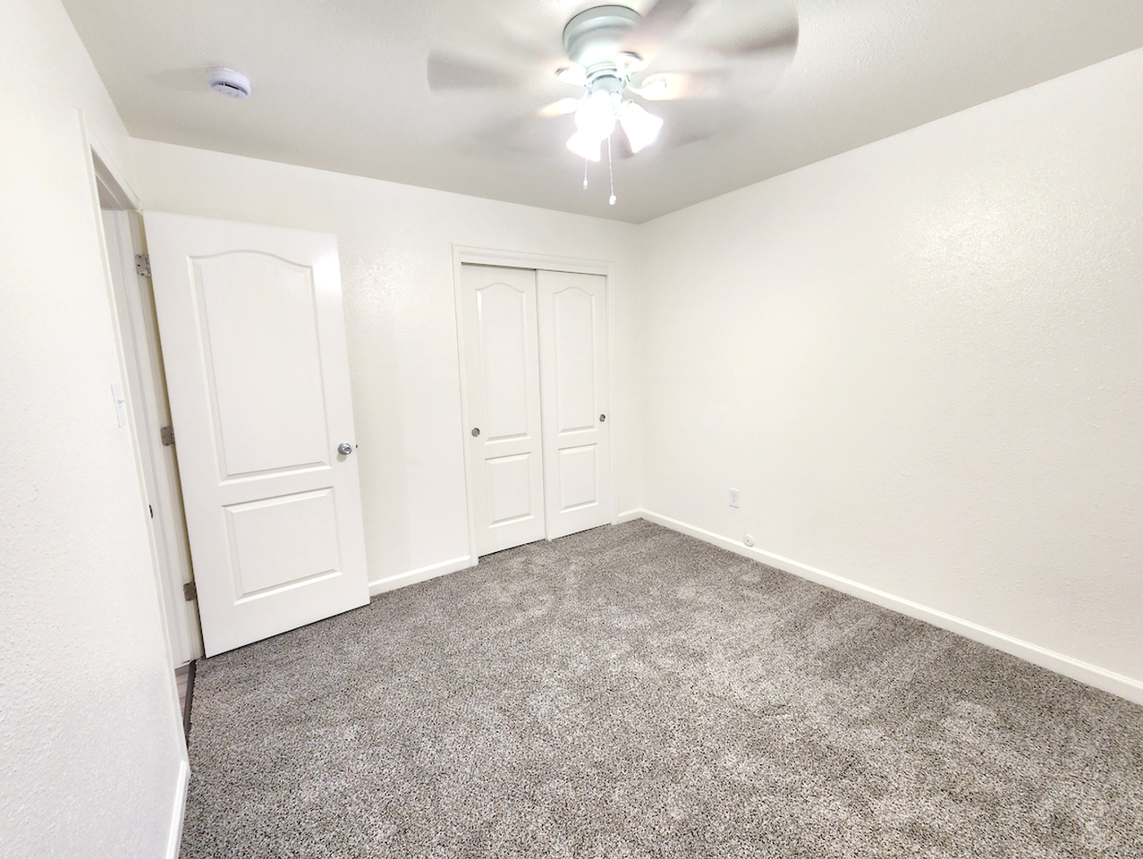 Zephyr Apartments - Photo 6 of 19