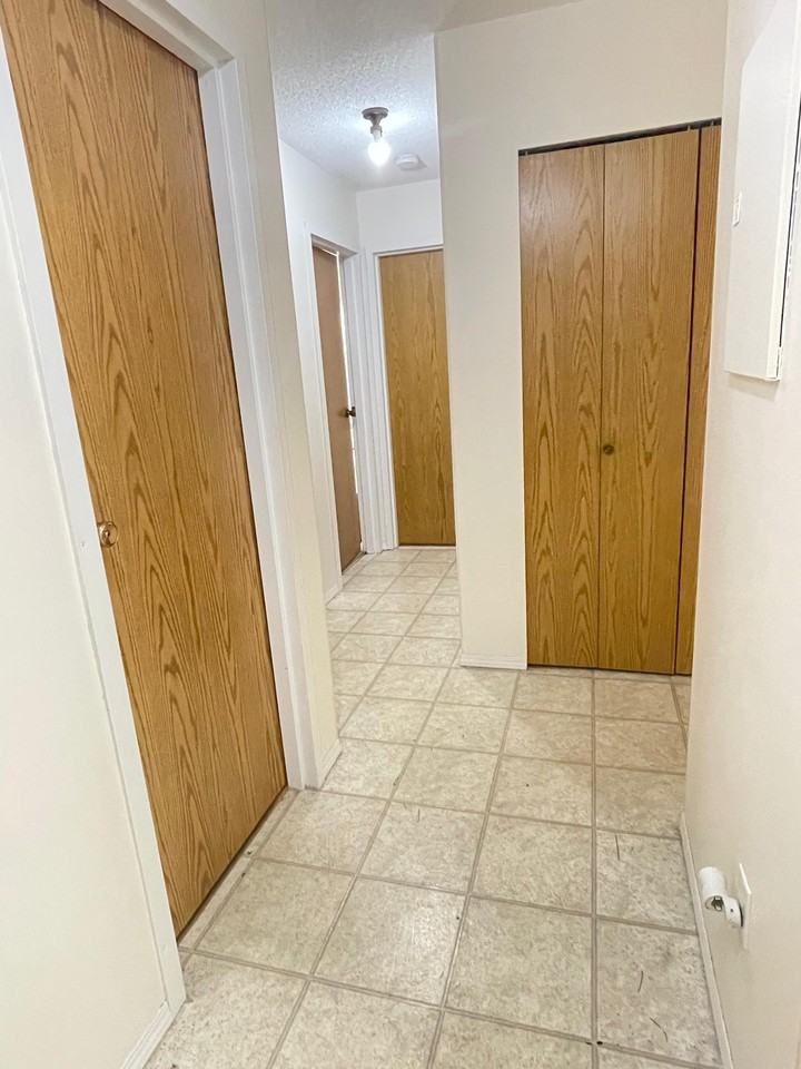 15236 100 Avenue #101 - Photo 3 of 30