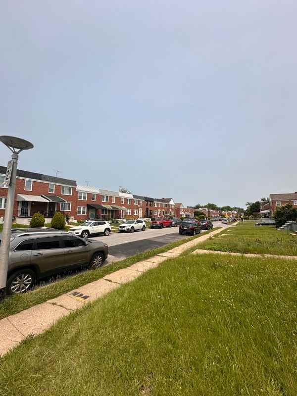 3725-FLOOR 1 BONVIEW AVE - Photo 2 of 11