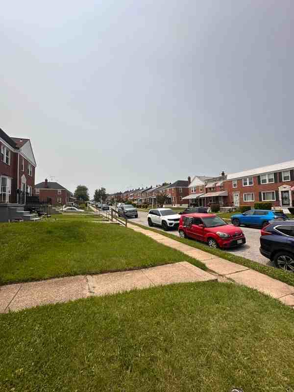 3725-FLOOR 1 BONVIEW AVE - Photo 3 of 11