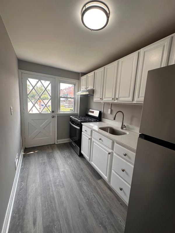 3725-FLOOR 1 BONVIEW AVE - Photo 5 of 11