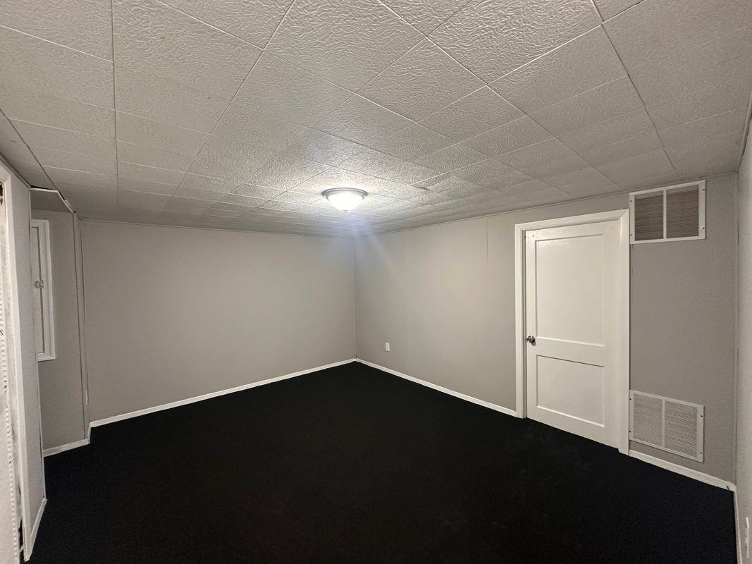 3725-FLOOR 1 BONVIEW AVE - Photo 7 of 11