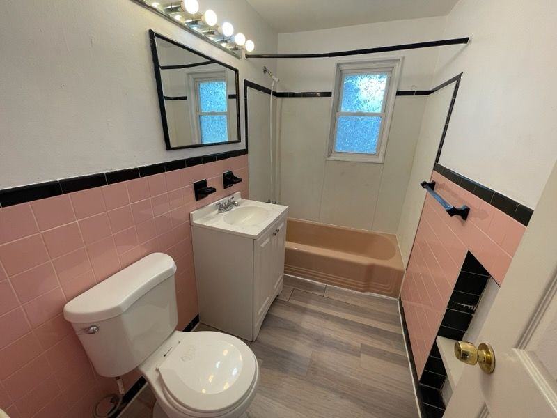 128 Park St - Photo 2 of 6