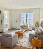 featured image of 4 W Central Ave