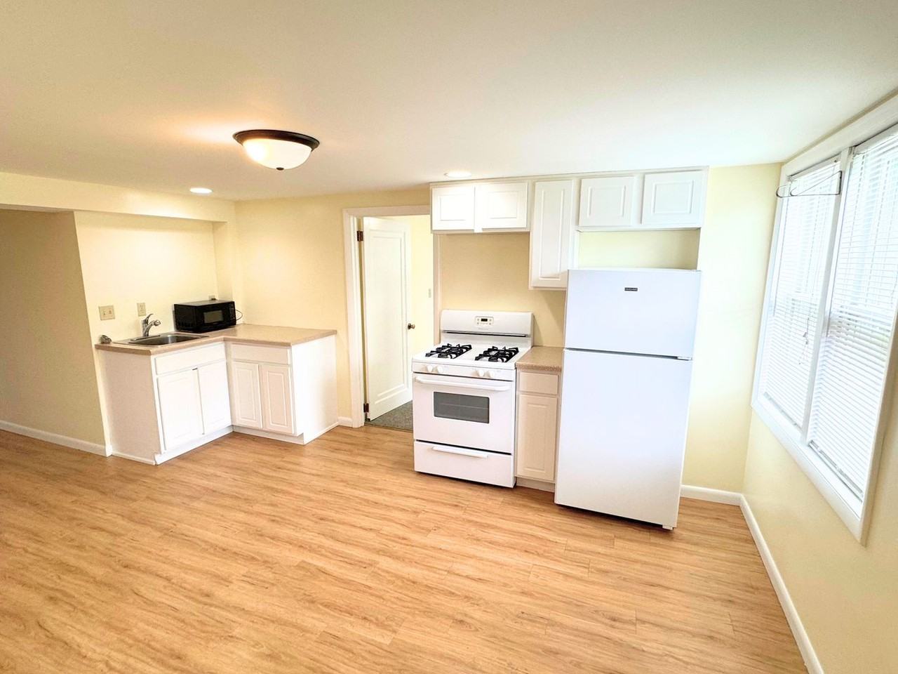 1606HE - Photo 3 of 15