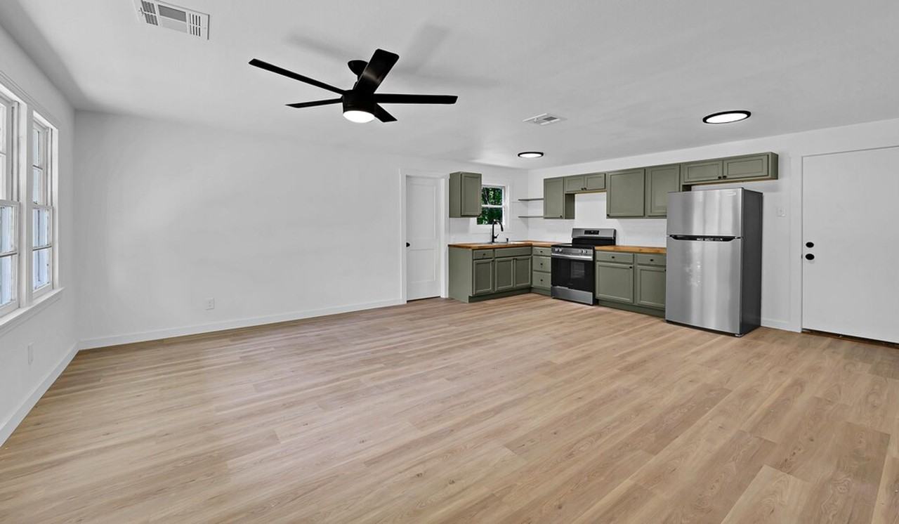 3113 N 25th St - Photo 3 of 25