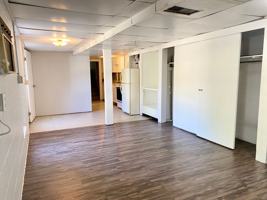 featured image of 1900 W Division St