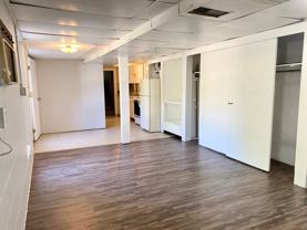 1900 W Division - Photo 1 of 1