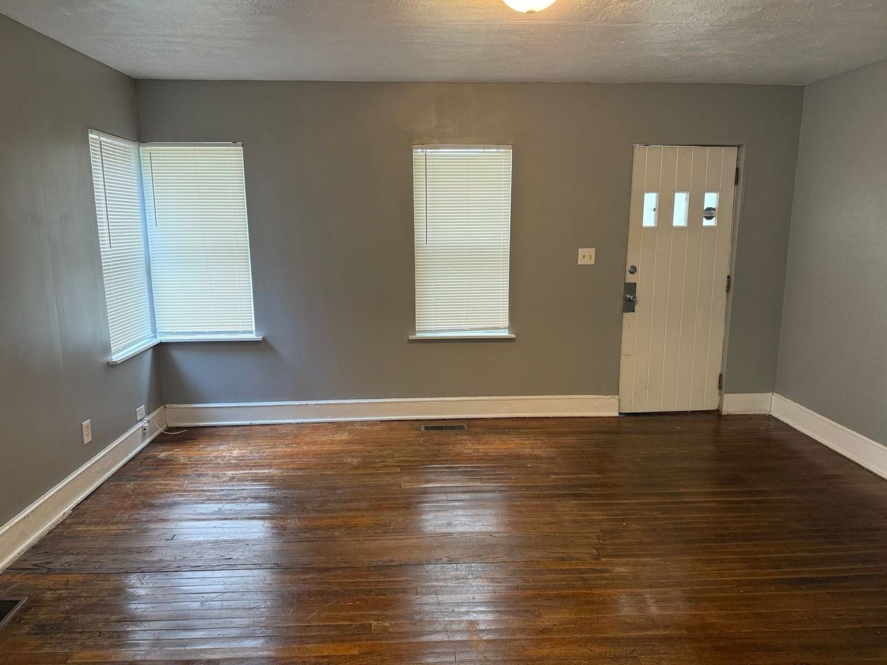 1132 Cherry Laurel St - Photo 6 of 11