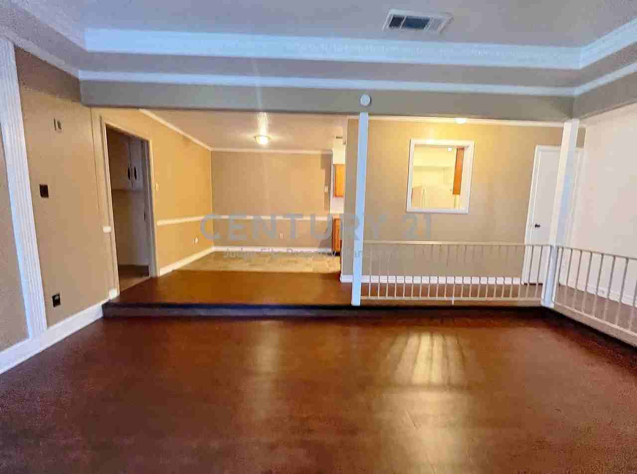 2765 Meadow Gate Ln - Photo 3 of 11