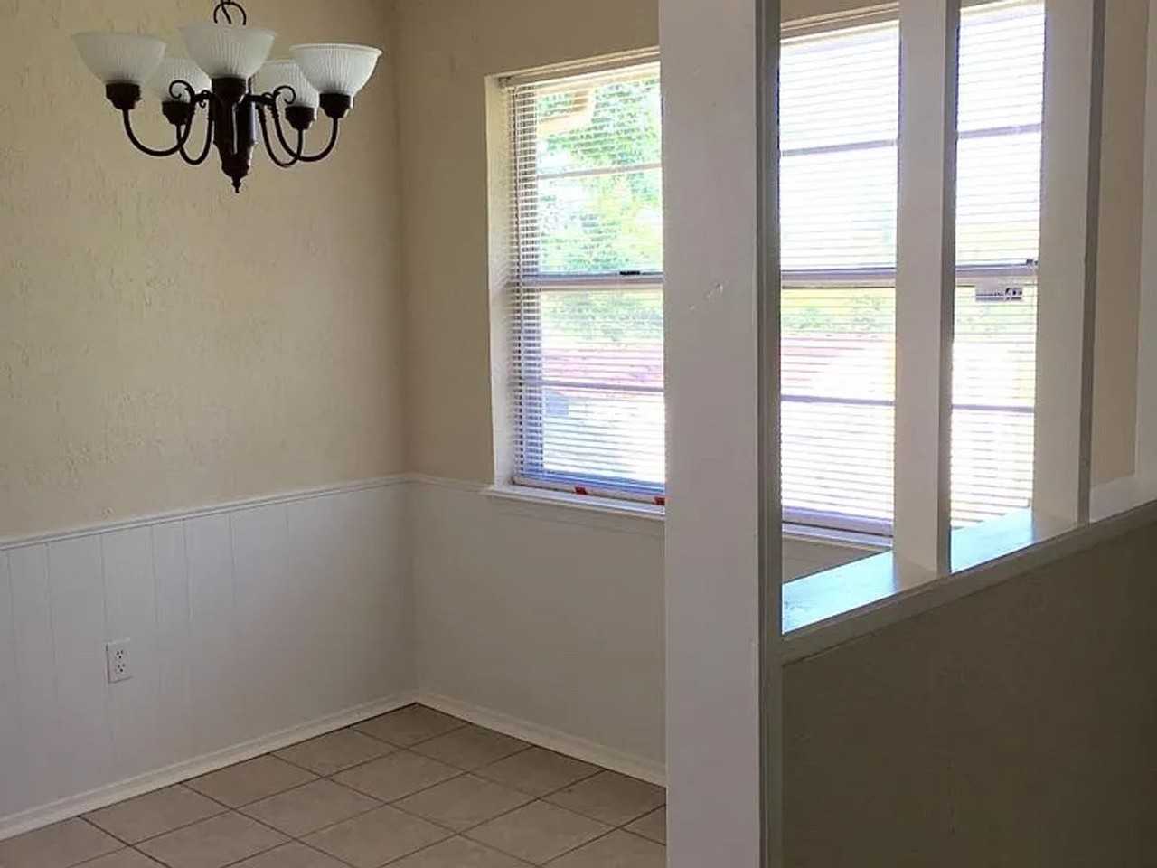 4638 Se Brighton Dr - Photo 4 of 9