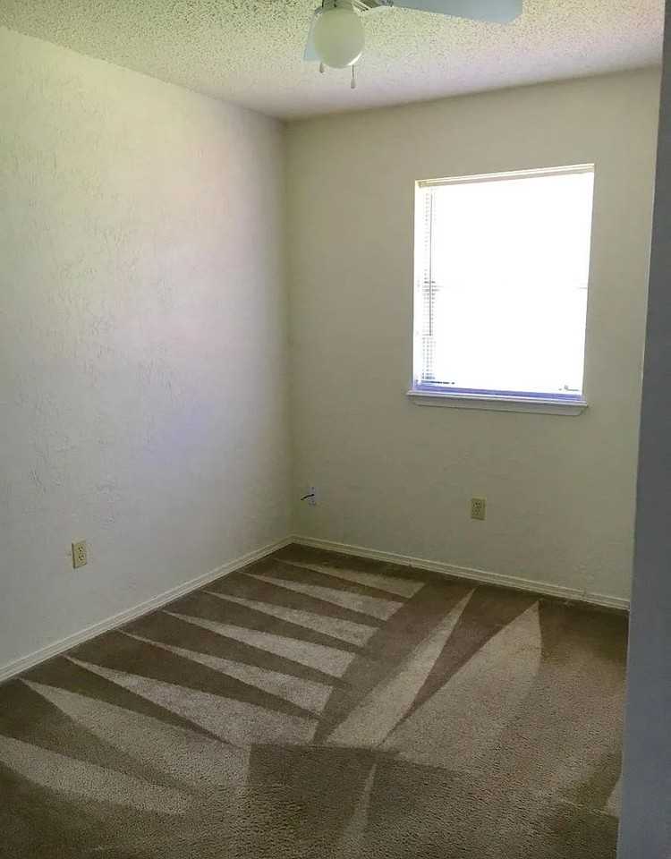 4638 Se Brighton Dr - Photo 5 of 9