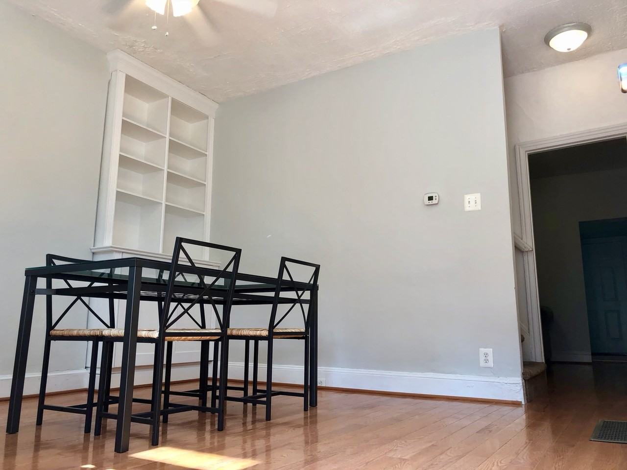 5913 Mccallum St - Photo 3 of 23