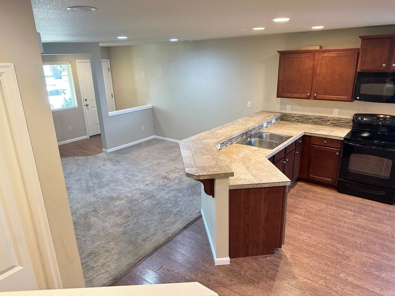 3968 Se Lone Oak St - Photo 5 of 33