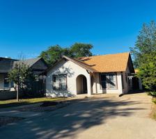 featured image of 504 S Avenue B