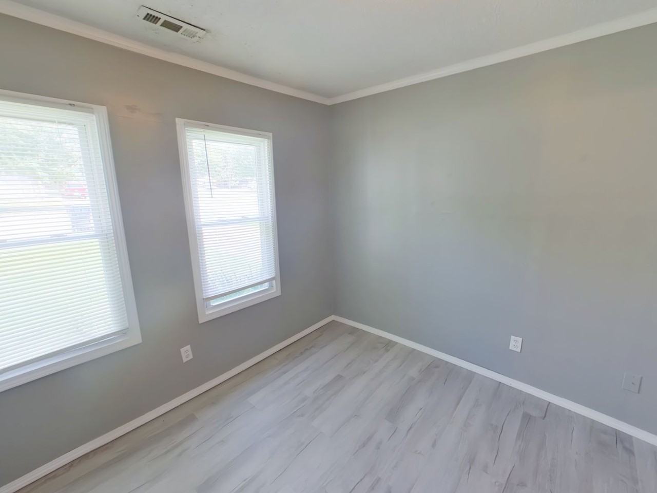 1849 S Spruce St - Photo 7 of 12