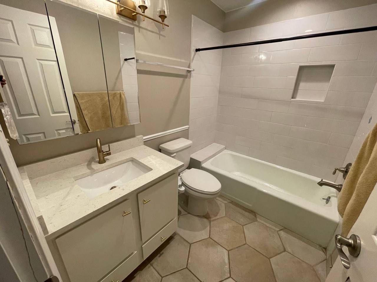 2720 Santa Clara Dr - Photo 7 of 24