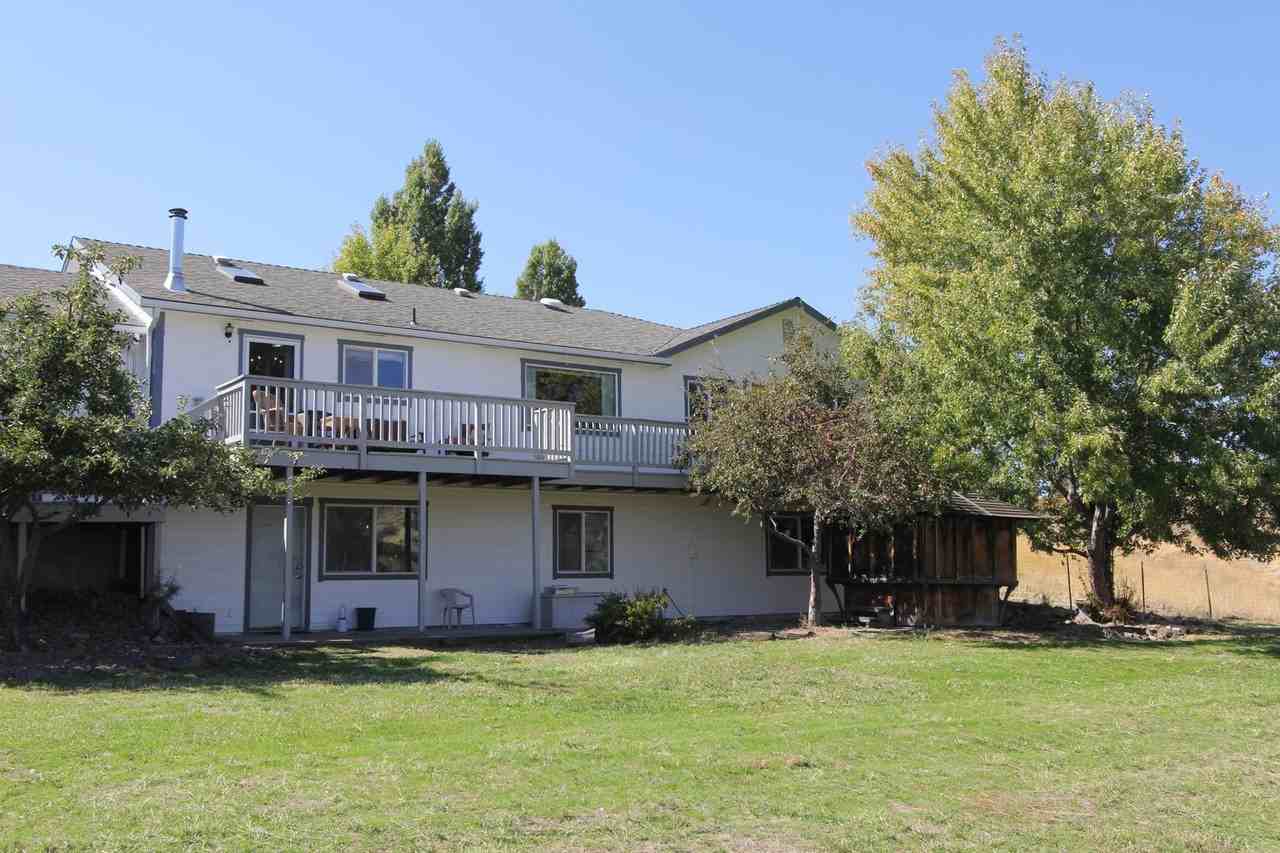 1839 Melanie Ct - Photo 2 of 31
