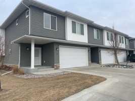 featured image of 3315 Prairie Heights Way