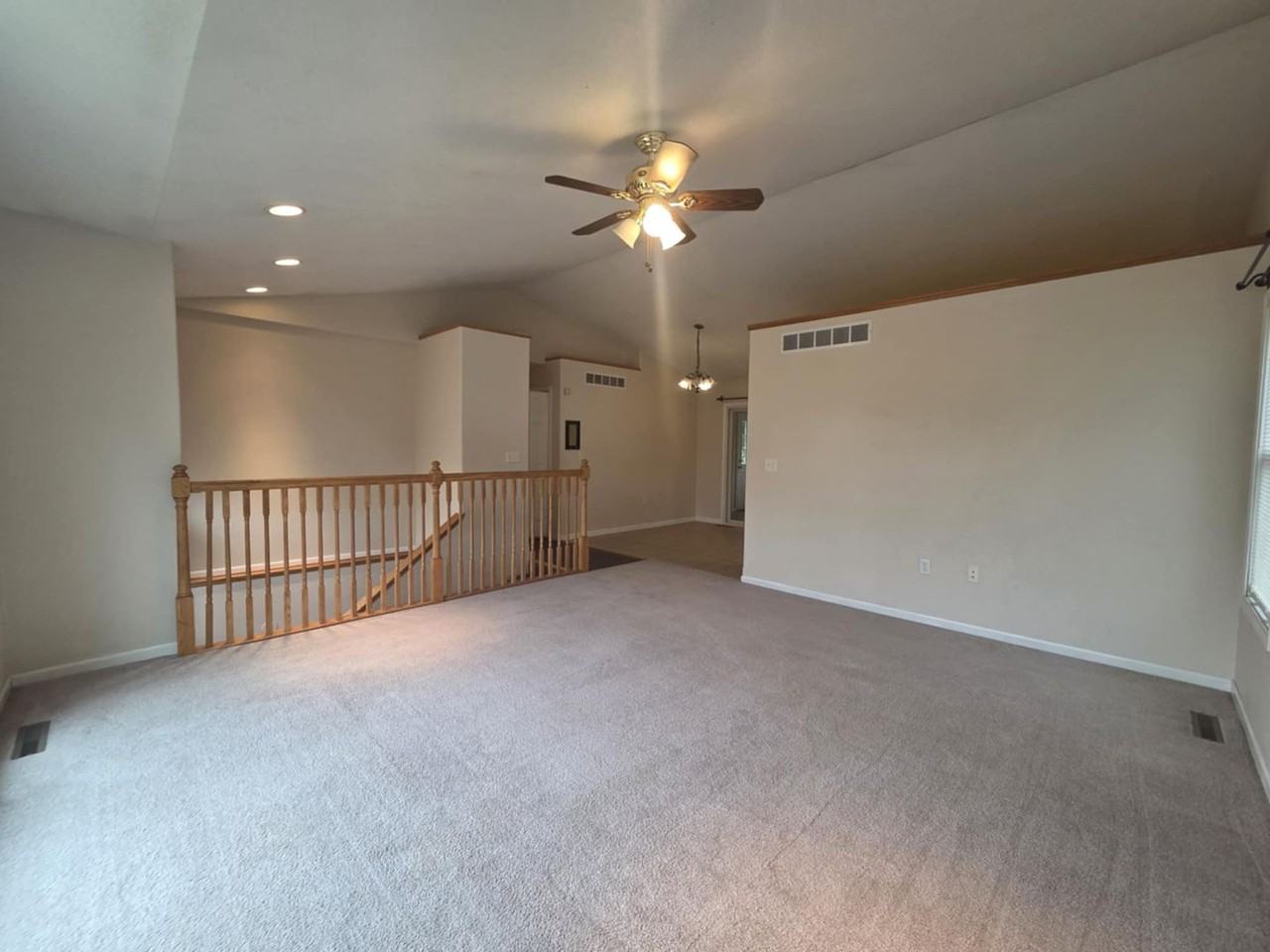 601 Tall Grass Dr - Photo 5 of 35