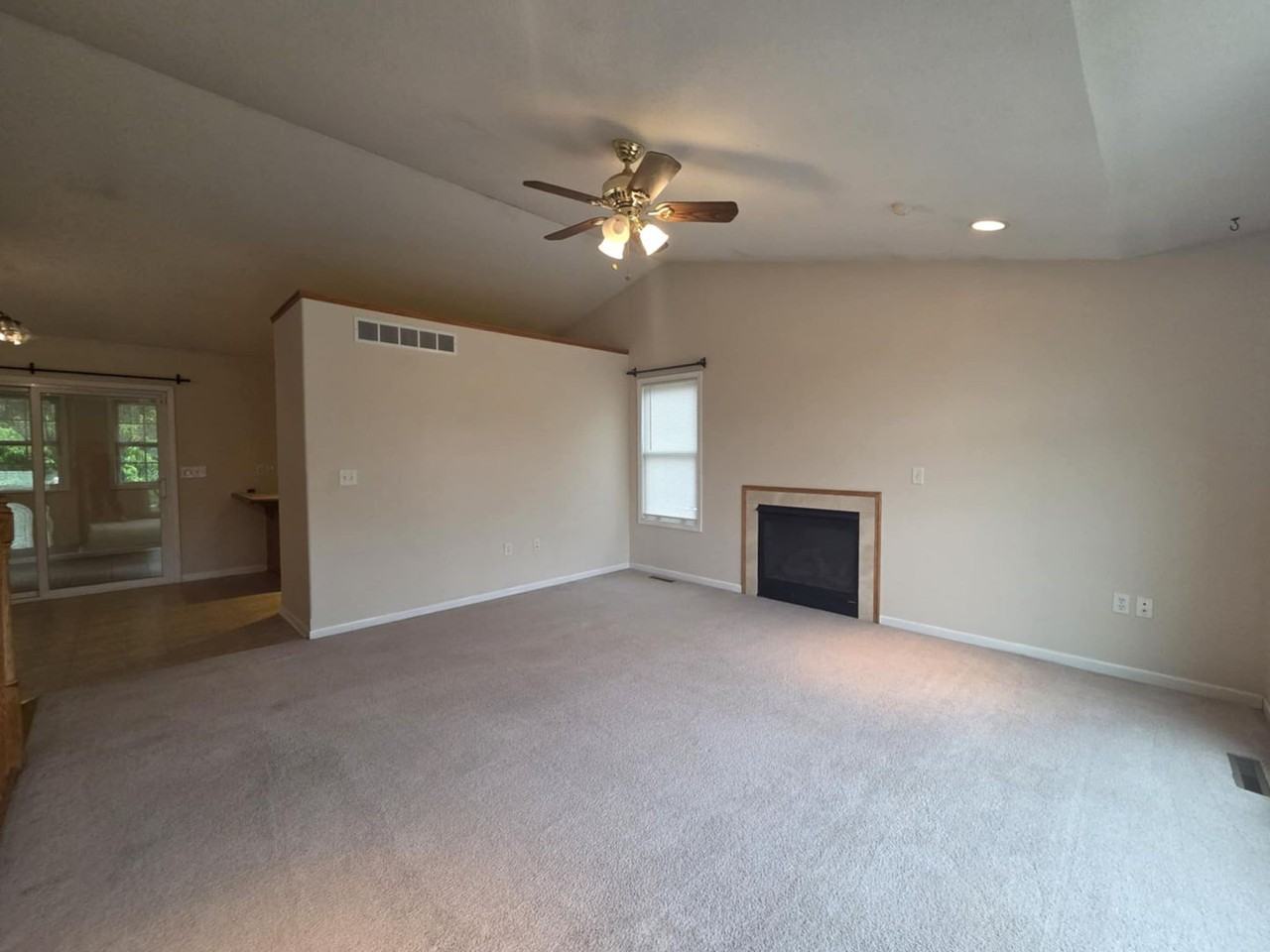 601 Tall Grass Dr - Photo 6 of 35