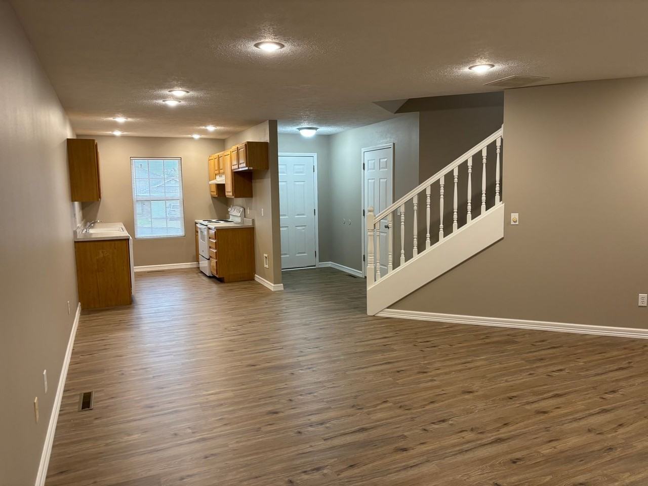 4313 N Morgan Ct - Photo 5 of 26